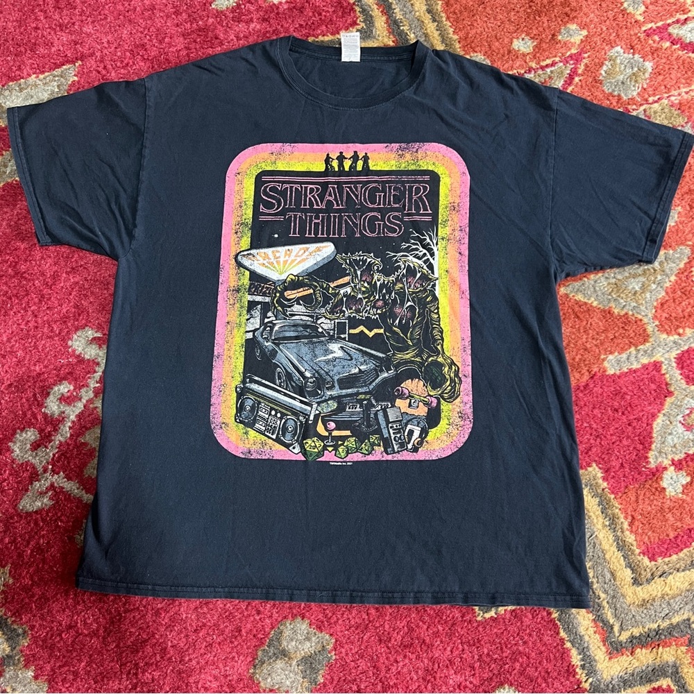 Netflix XL Stranger Things Arcade T-Shirt 80’s Extra Large Graphic Black